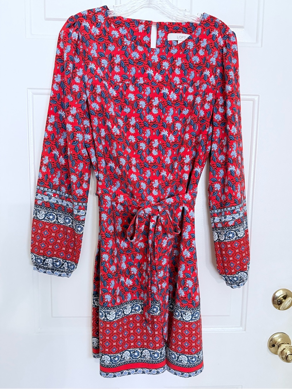 EUC LOFT Floral Tie Waist Dress Size Small Red Blue Long Sleeve Border Print